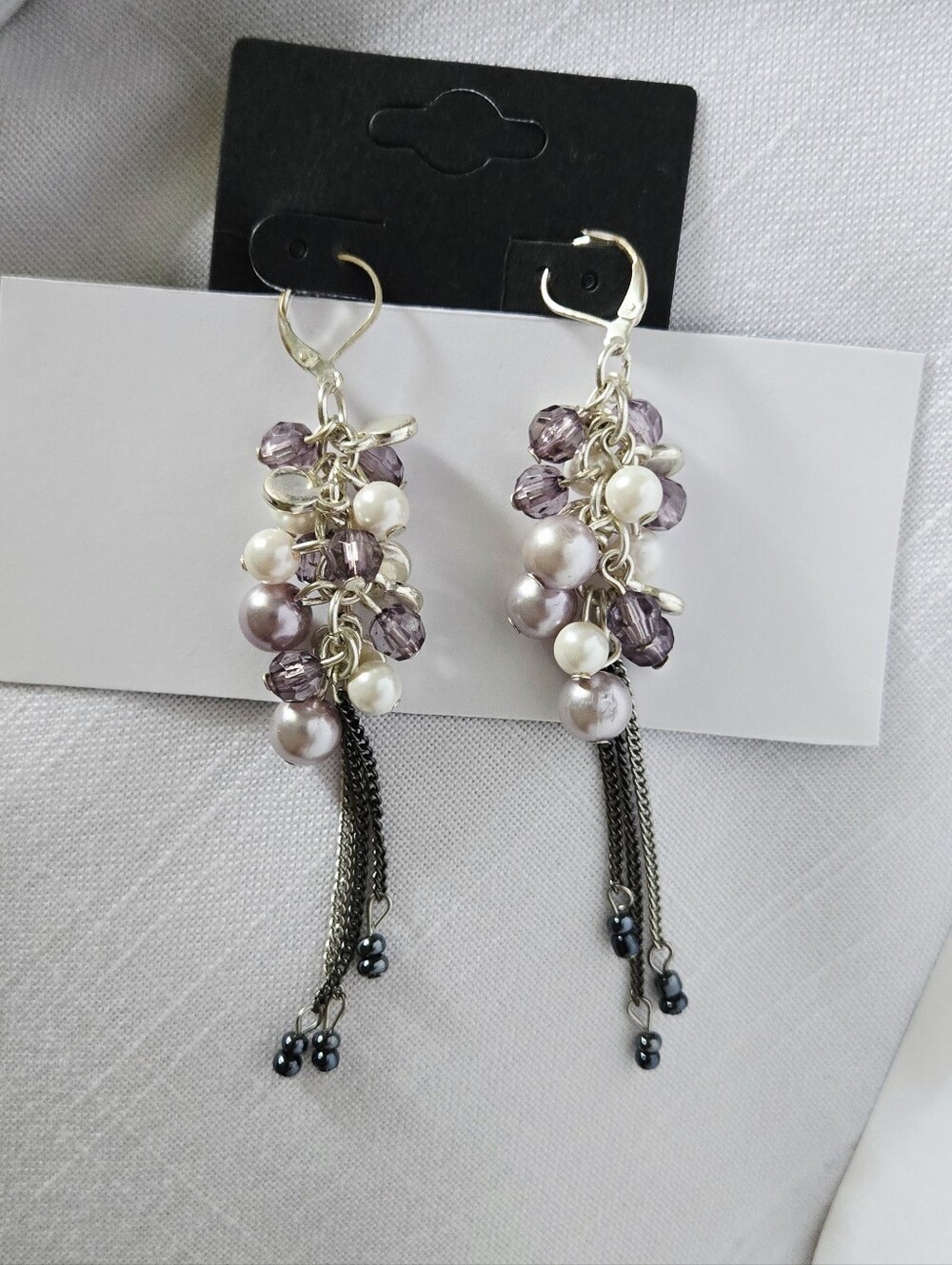 Vintage Fuax Pearl & Purple White Bead Cluster Dangle Earrings - Picture 3 of 16